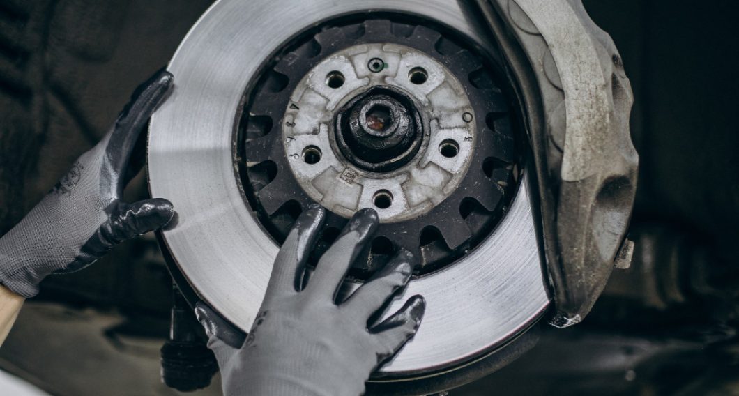 mechanic-changing-brake-discs-car-service